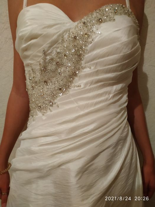 Свадебное платье.