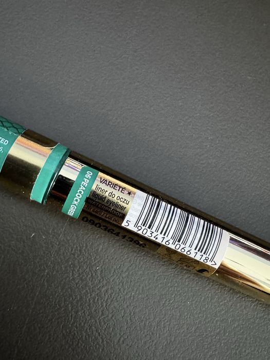 Eveline Cosmetics variete eyeliner peacock green
