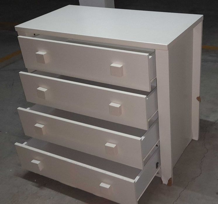 Vendo Mobiliário Usado de Quarto Criança c/ 7 Peças