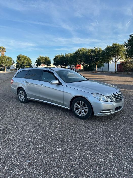 Mercedes Benz E220460689483792404484