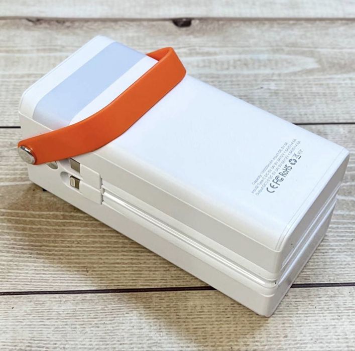 Портативний зарядний пристрій  DX205 100000mAh, 120W, QC3.0, LCD, білий / Павербанк 100000 мАч / Швидка зарядка