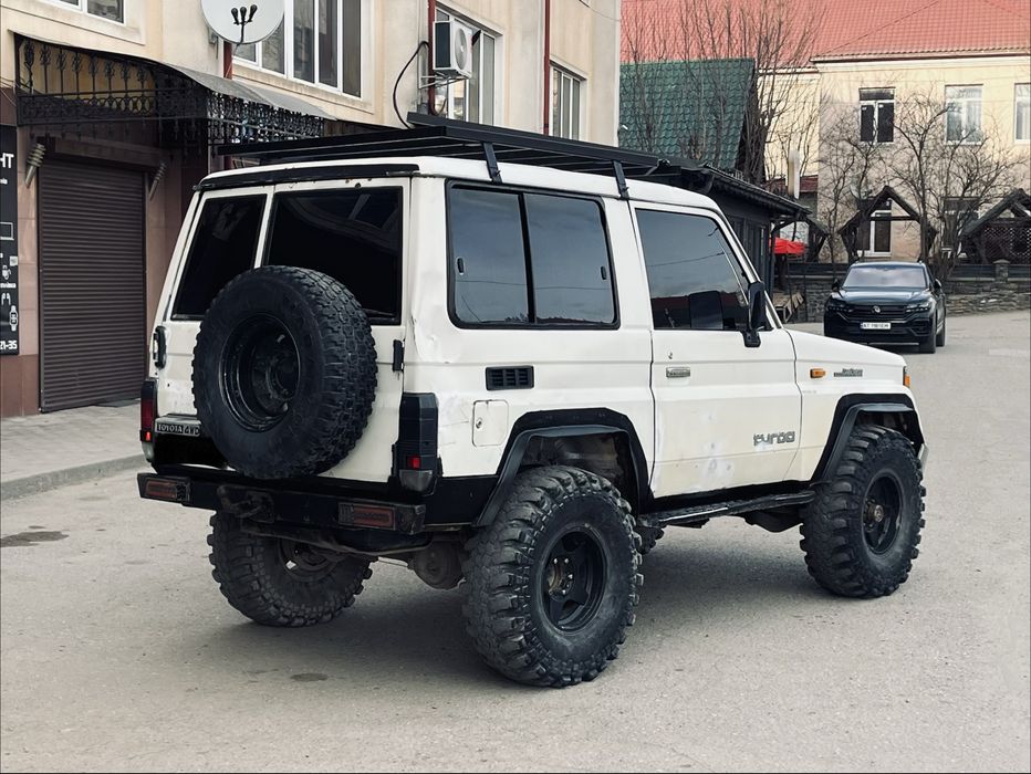 Тойота ландкрузер 70
