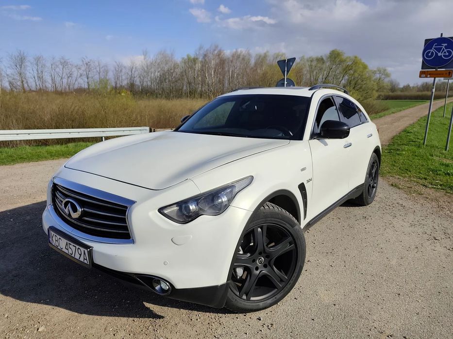 Infiniti Q70 Salon Polska oryginalny przebieg zadbany