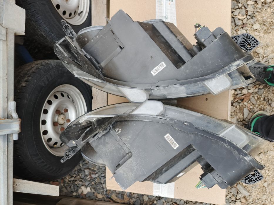 Toyota Proace lampa lampy przód Europa
