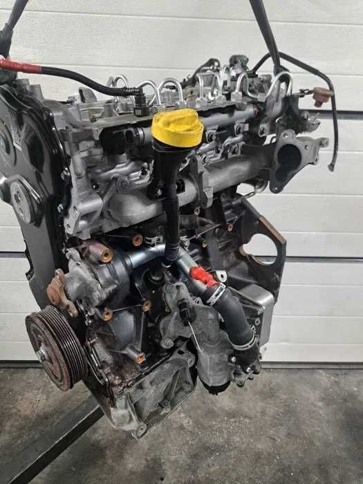 Двигатель 2.0 dCi RENAULT Nissan M9R Трафик Лагуна Кашкай