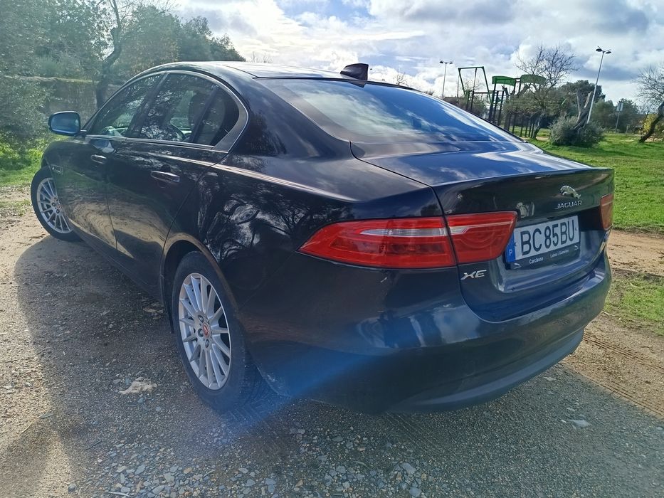 Jaguar XE - ano de 2016