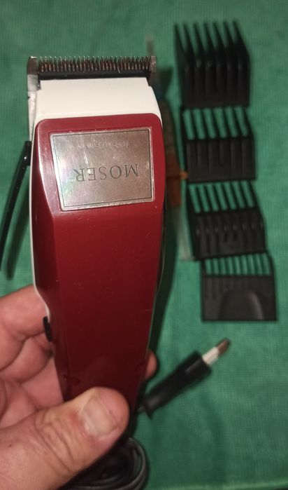 Продаю машинку для стрижки Moser 1400.