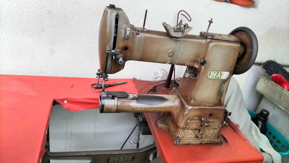 Máquina de Gaspear PFAFF