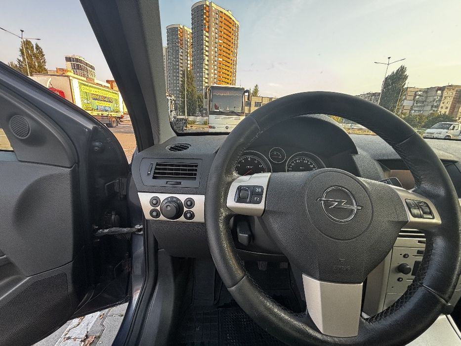Продам Opel Astra H Універсал (2007)