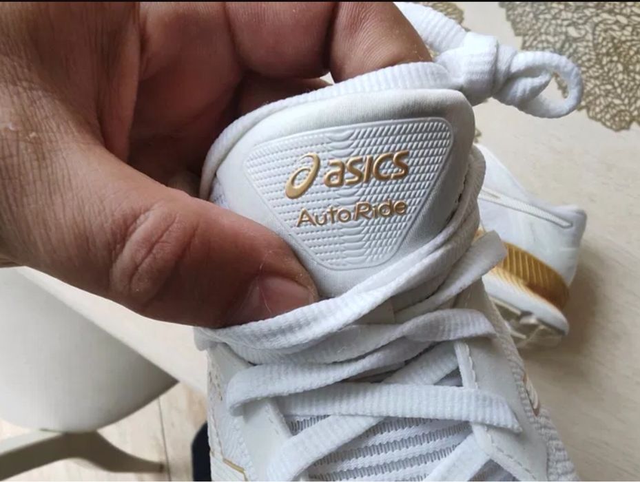 Ексклюзив! ASICS AUTORIDE 9(42) біло-золоті, Унісекс