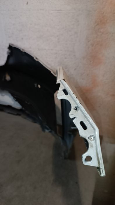 Vendo parachoque de frente scoda enyaq ano 2019/21