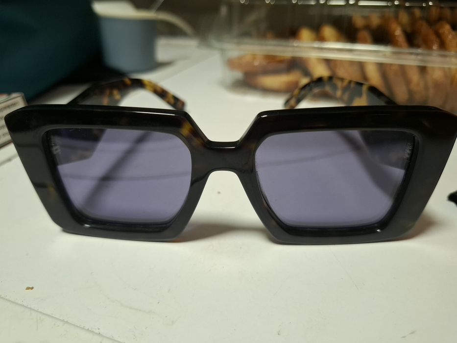 Oculos de sol PRADA mulher