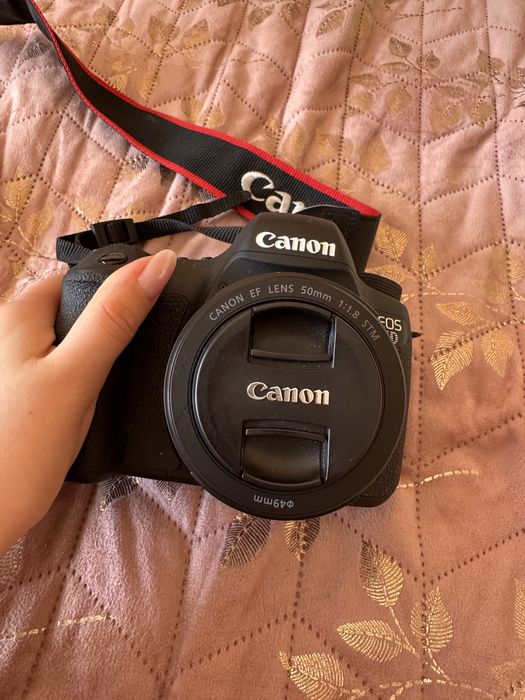 Продам Canon EOS 6D + Canon EF 50mm f/1.8