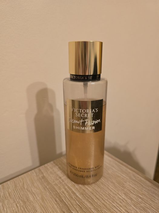 Mgiełka Victoria's Secret Coconut Passion Shimmer