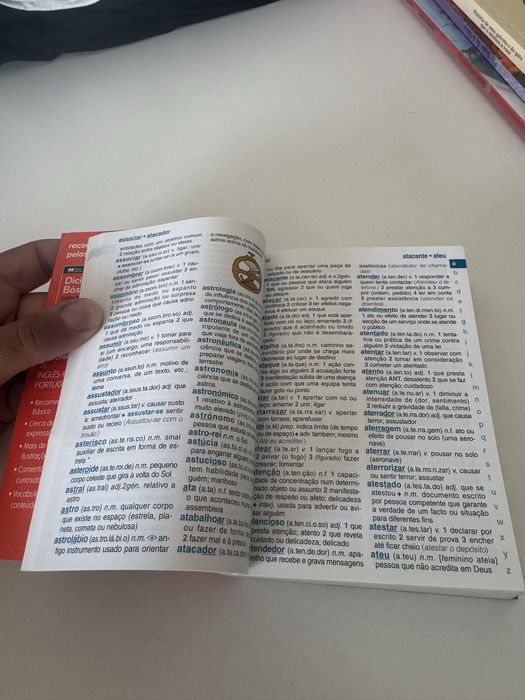 Dicionário básico da língua portuguesa