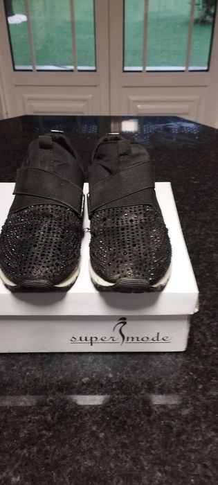 Ténis tam 39 . Apertam com feltro