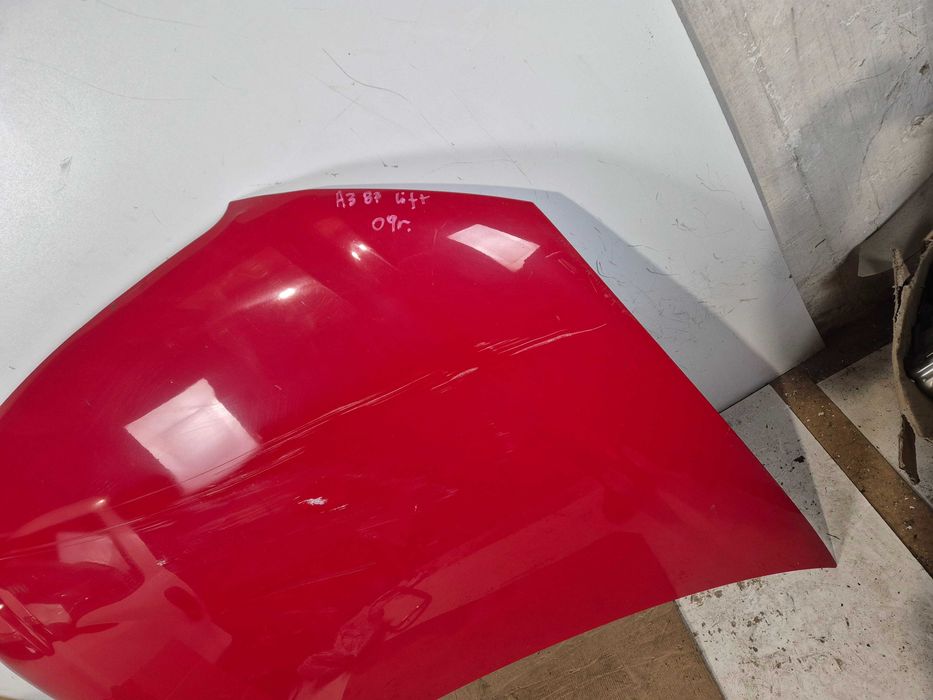 Audi A3 8P lift maska pokrywa silnika.