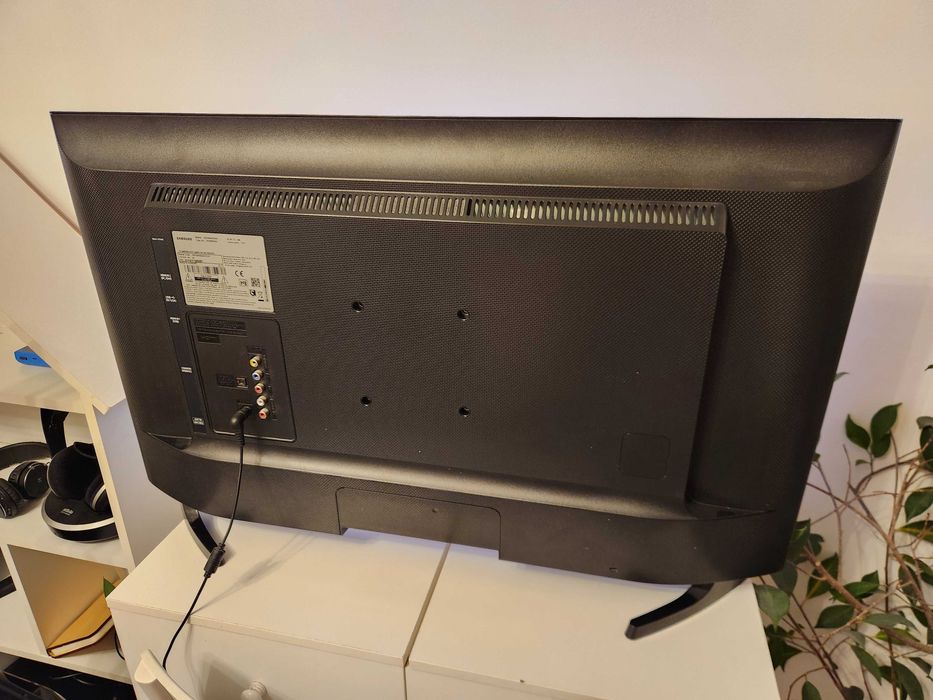 Telewizor LED 32 CALE SAMSUNG UE32M4002 + zasilacz A4819_FDY komplet