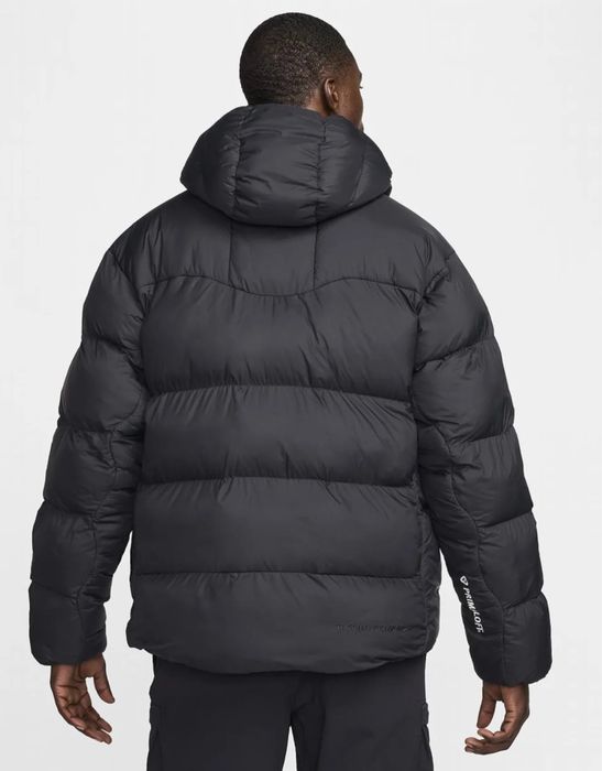 Пуховик Nike Acg