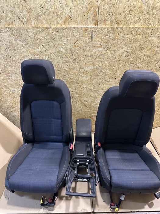Fotele grzane boczki drzwi  Passat B8 lift GTE