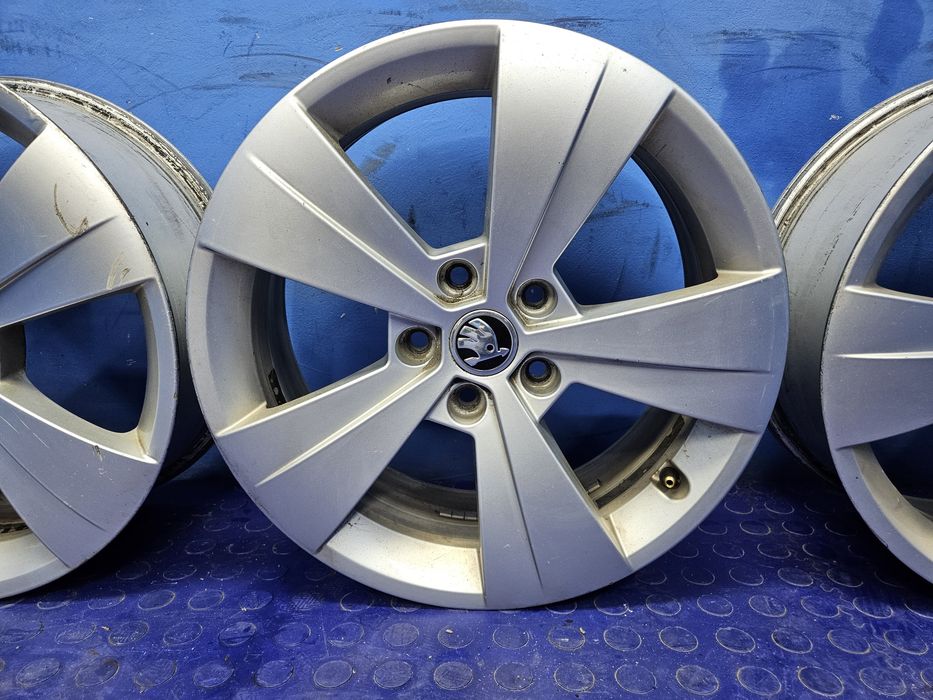 FELGI aluminiowe 17" SKODA Octavia III 6.5" 5x112 ET41 oryginał | OEM