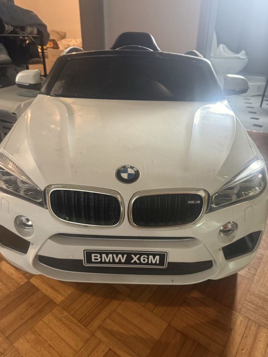 Vendo carro eletrico criança bmw