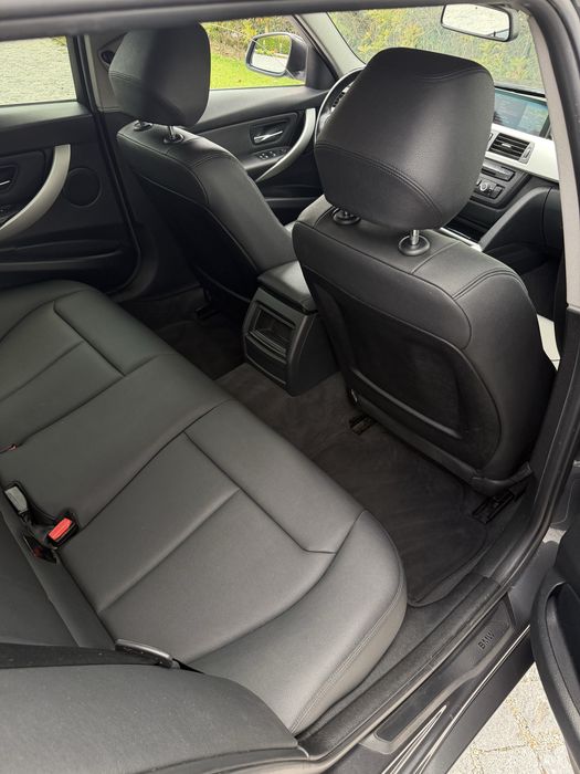 Bmw 318d carplay bom estado
