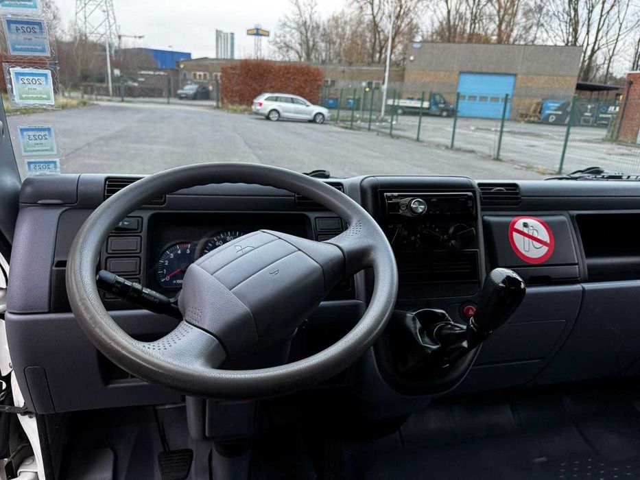 Mitsubishi Canter Fuso 3CD13  basculante  2010