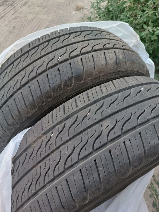 Продам 2 ската TOYO 215/65/r16: 2 000 грн. - Автошини Дніпро на Olx