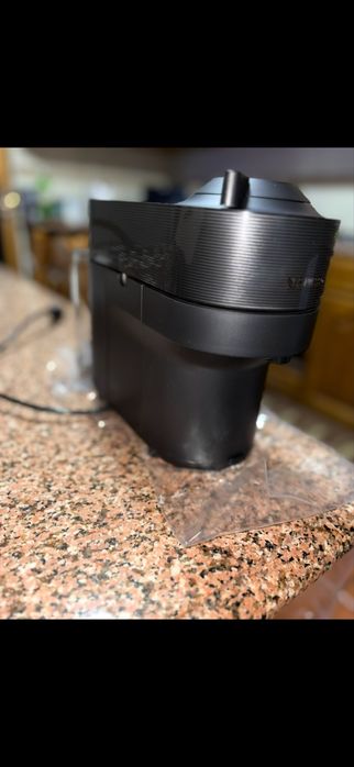Máquina de Café Nespresso Vertuo POP