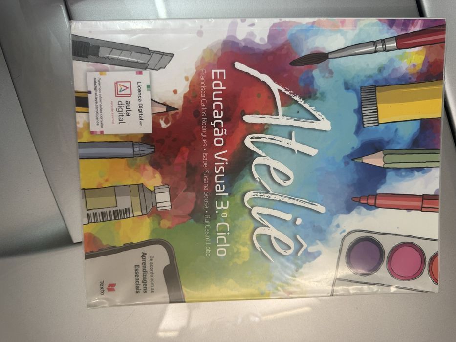 Manual Ateliê – Educação Visual 3.º Ciclo | Como Novo – 10€