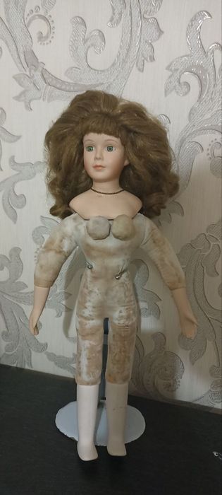 Фарфорова лялька, кукла фарфоровая