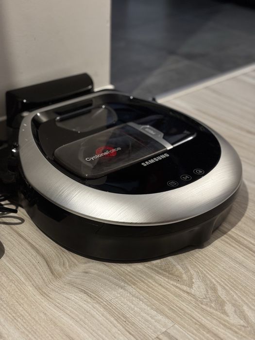 Robot sprzatajacy Samsung VR20R7250WC