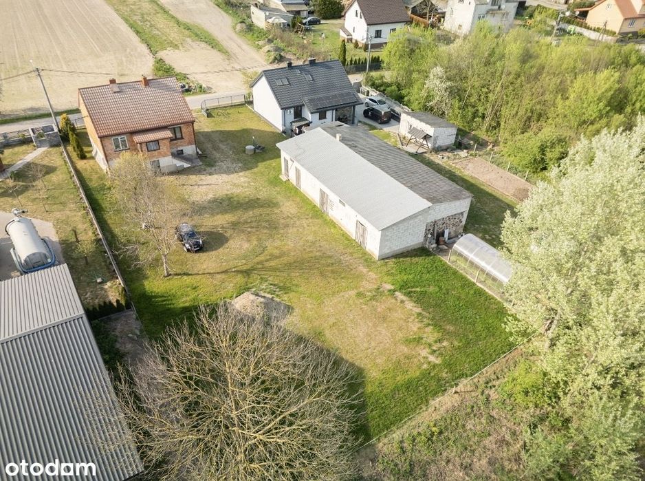 Urokliwe siedlisko wiejskie z zabudowaniami - Jarnuty, gm. Czerwin
