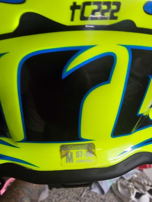 Capacete airoh tc222