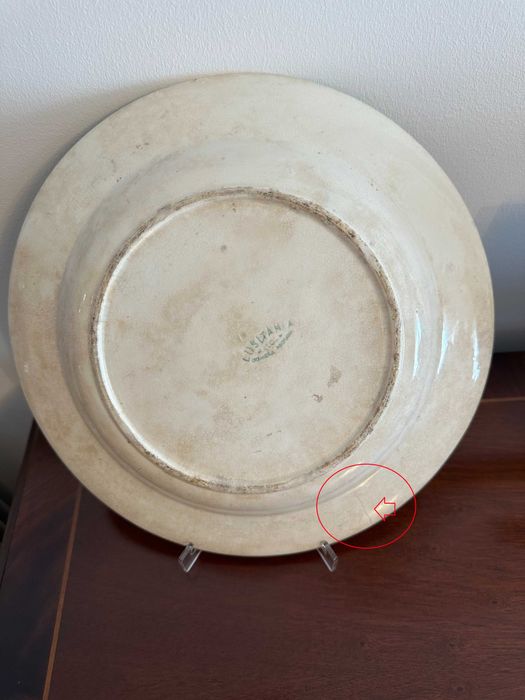 Prato grande em faiança -  Fábrica Lusitânia - Ø 28 cm