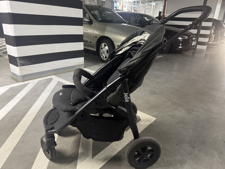 Wiózek spacerówka Joie