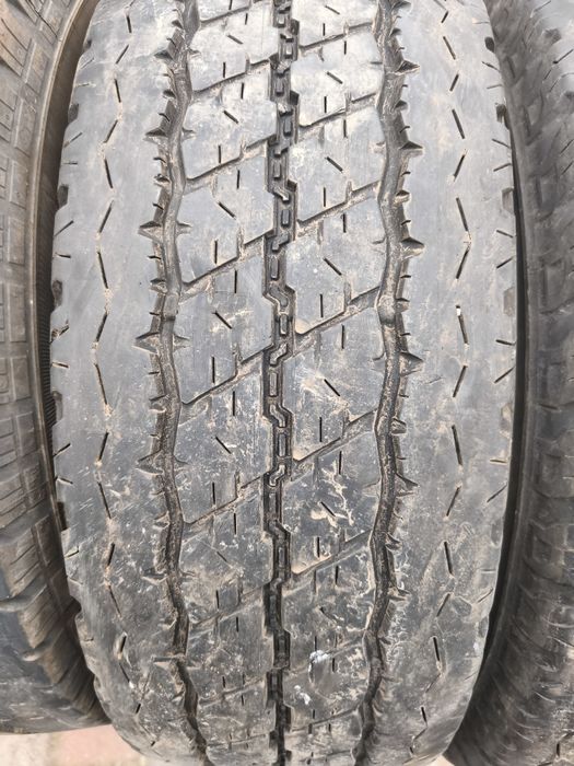 Opony letnie 15C  Bridgestone Duravis - 215/70 15C