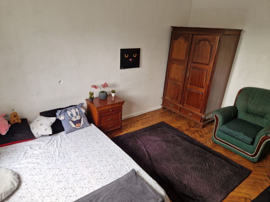 Quarto para arrendar