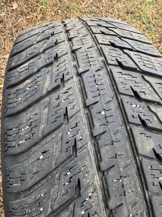 Opony zimowe 225/55/18 225/55 R 18 zima komplet nokian 8 letnie