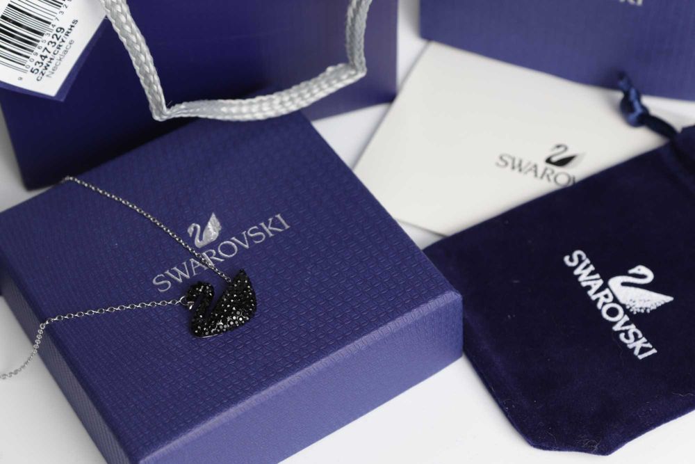Swarovski підвіска чорний лебідь