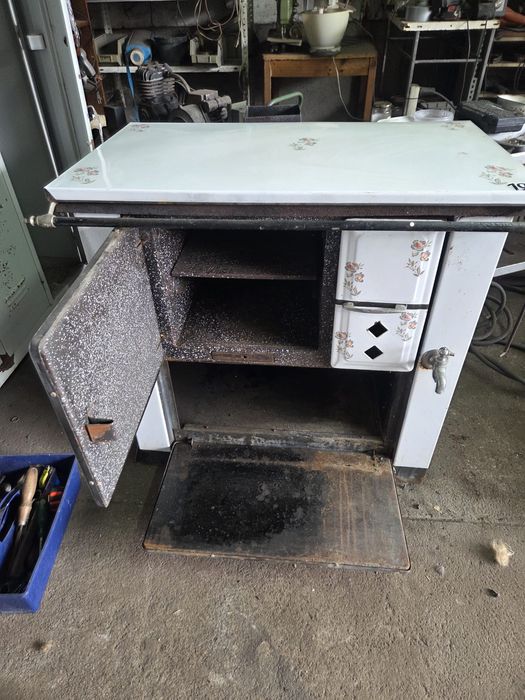 Fogão a lenha para restaurar