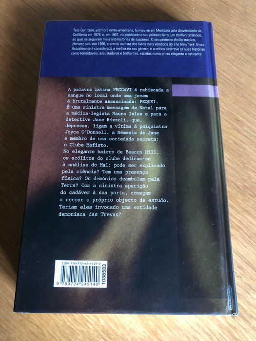 O clube Mefisto     Tess Gerritsen