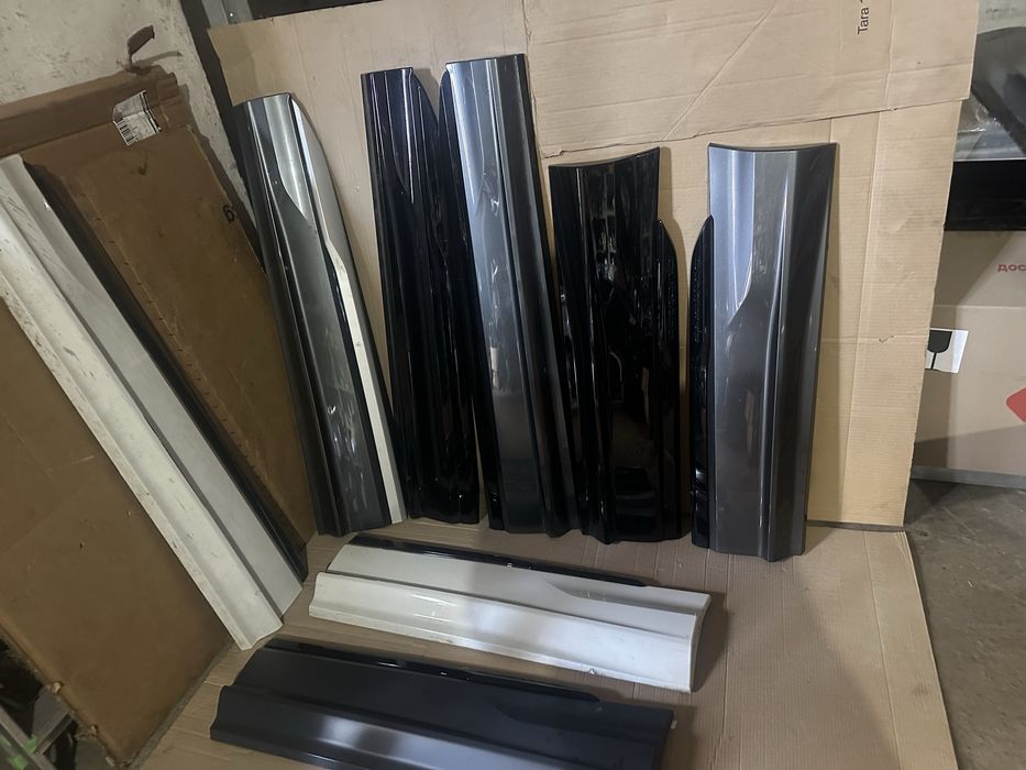 Audi Q7 4M Накладка, листва на двері