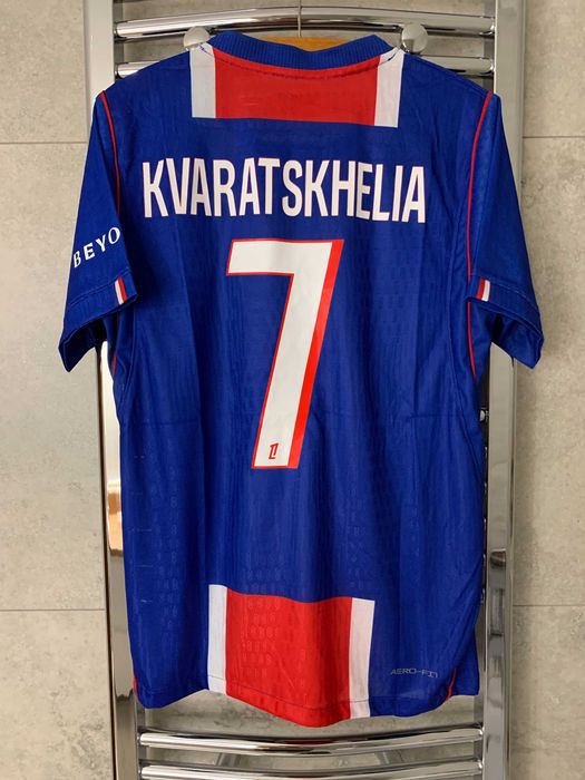 koszulka piłkarska Kvaratskhelia PSG domowa 26/27 rozmiar M nowa