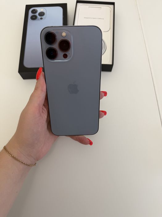 Продам iPhone 13 Pro Max/256 ГБ у кольорі Sierra Blue