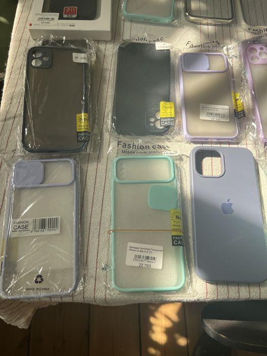 Pokrowce do Iphone X XS MAX 11 PRO MAX