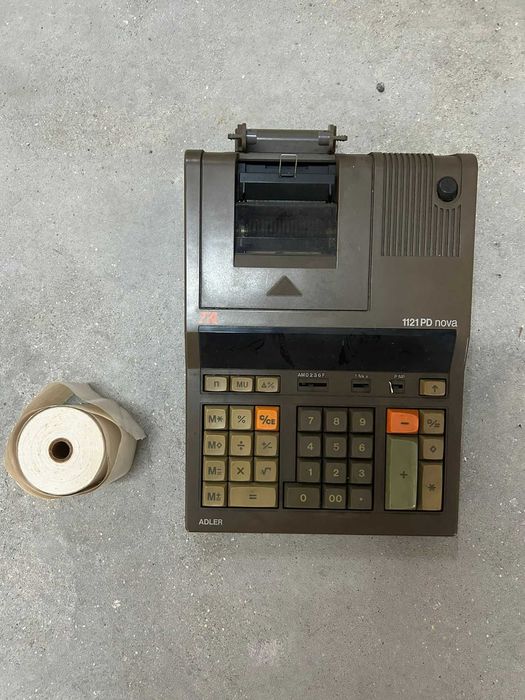 Calculadora de mesa Adler 1121PD