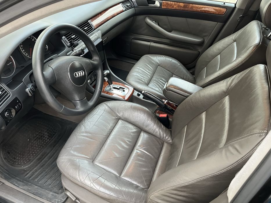 Audi A6 / V6 / Quatro