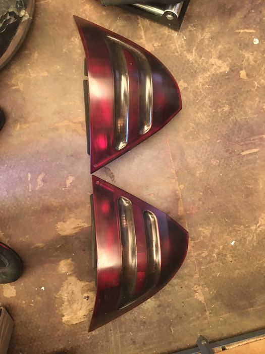 Mercedes C 203 lampa tył dymione